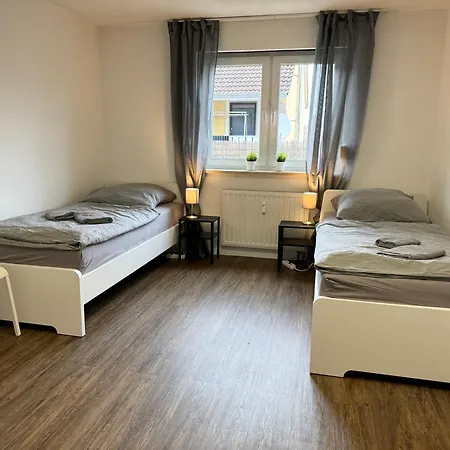 Hyra Living- In Nahe A81 Апартаменты Ilsfeld